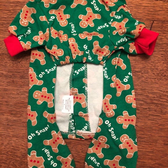 Christmas onesie for a puppy. - Picture 4 of 5